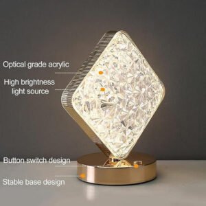 مصباح طاولة كريستالي بتصميم ماسة بإضاءة LED